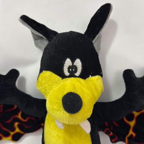 B J Toy Co Halloween 11" Black Yellow Vampire Fanged Bat Plush Flame Wings 2011 - Picture 2 of 7